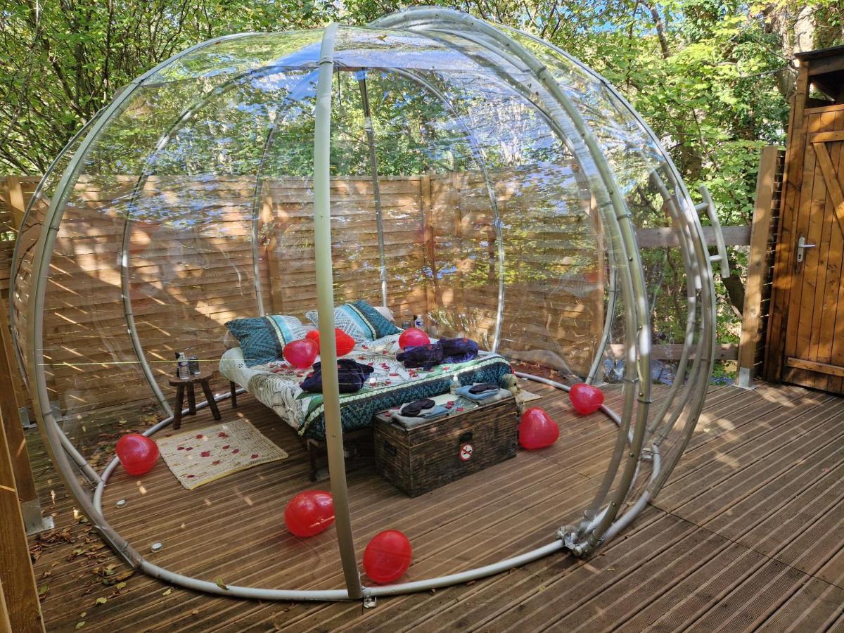 Отель La Bulle Du Cheix Saint-Diery Экстерьер фото